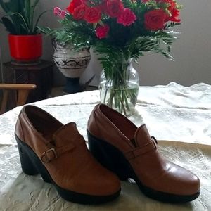 Vintage Famolare "Hi-Up" Shoes, size 6